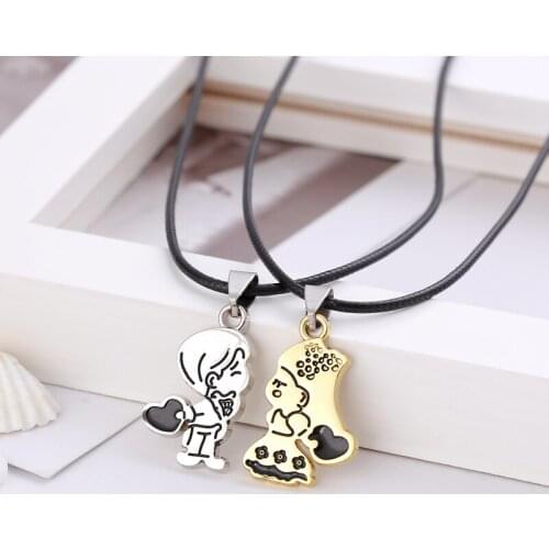 2 PCS/lot Couple Necklace love Pendant Love Heart Puzzle Matching Two Halves Heart for Lovers Memorial Day Gift