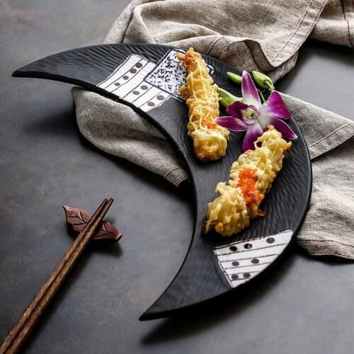 Moon ceramic plate crescent moon Japanese hand-painted ceramic tableware Sashimi sushi ceramic shaped flat plate