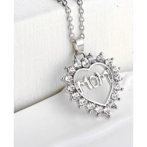 Hollow Lucky Love Heart Letter MOM Mothers Day Zircon Pendant Necklace Love Woman Mother Girl Gift Wedding blessing Jewelry