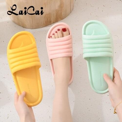 2021 New Fashion Home Slippers Summer Non-Slip Indoor Couples Light Weight Sandals Cute Eva Home Comfortable Slippers for Women