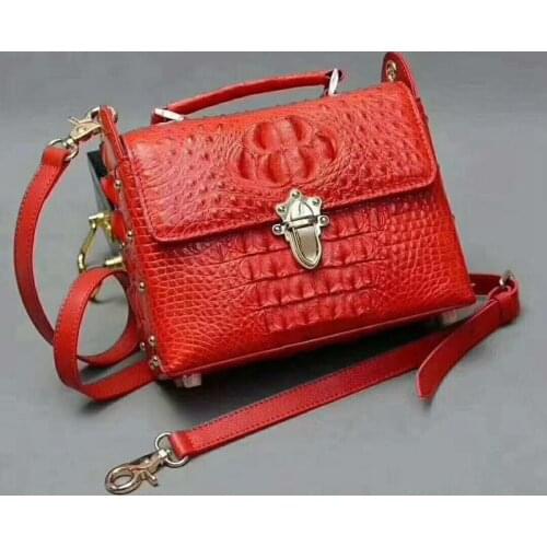 2020 SS womens chic genuine Leather crossbody bag genuine Alligator leather lock Flap over cross body hand bag fashion