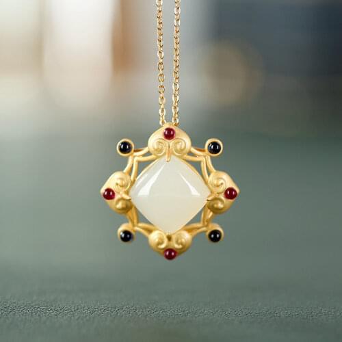 Unique design craftsmanship gold-plated inlaid natural Hetian jade geometric hollow heart brooch pendant dual-use ladies jewelry