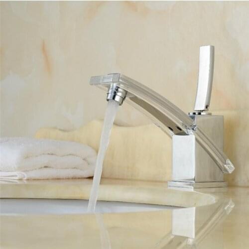 Bathroom sink basin faucet mixer water tap chrome, Copper short basin faucet single hole, Brass wash basin faucet hot and cold