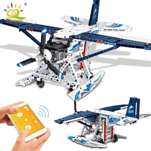 HUIQIBAO 556pcs WW2 US RC Amphibious Aircraft Fighter Building Block Remote Control Airplane Technical Bricks Toy for Children