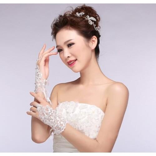 iLoveWedding Fingerless Bridal Gloves
