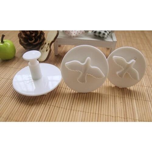 3Pcs/lot Wholesale Cute Pigeons Cake Fondant Plunger Cutter Sugarcraft Bird Cookie Cutter Cake Fondant Tool D780
