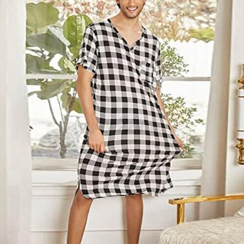 2021 Fashion Loose Plaid Printed Mens Pajamas Short Sleeve V-neck Casual Homewear One-piece Nightdress