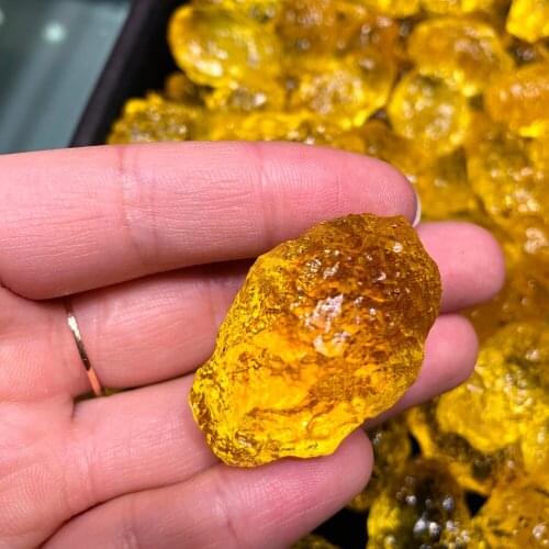 1pcs Natural Moldavite Czech Meteorite Impact Glass Beads Rough Stone Crystal Energy Stone