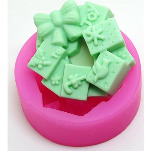 Christmas Garland Soap Silicone Mold Flower Plaster Craft Mould Handmade Soap Molds