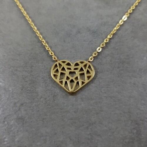 Gothic Heart Necklace Charm Love Hollow Vintage Pendant Chain Necklaces For Women Lucky Jewelry Stainless Steel Friendship Gifts