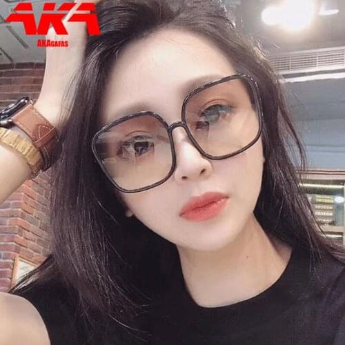 AKAgafas Square Sunglasses Women Oversized personality Glasses Women/Men Luxury Sunglasses Women Vintage Oculos De Sol Feminino