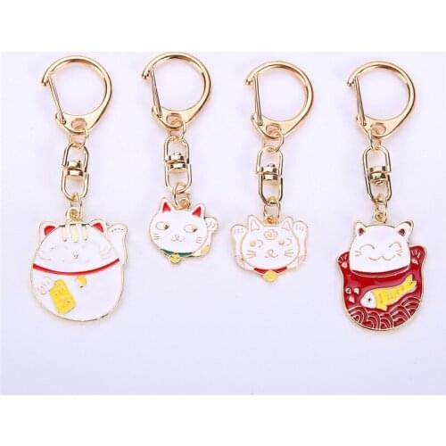 Super Cute Dog Accessory Cat Footprints Keychain Good Luck Heart-shaped Pendant Car Keychain Pendant Jewelry