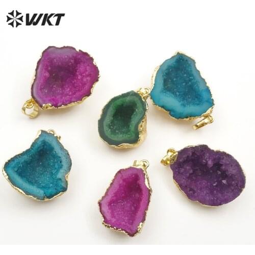 WT-P1427 WKT Natural Geode Quartz with Pendant Gold Wrap Color Size Random Colorful Female Fashion Jewelry