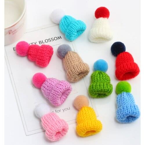 23 Colors Cute Kpop Hats Brooches Pins Mini Knit Hairball Brooch Bag Coat Sweater Badge Creative Scarf Hat Pin Women Accessories
