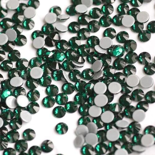 Emerald Flat Back HotFix Glass Crystals Rhinestones Nails Art Iron Hotfix Rhinestones For Bag Garment Shoes SS20