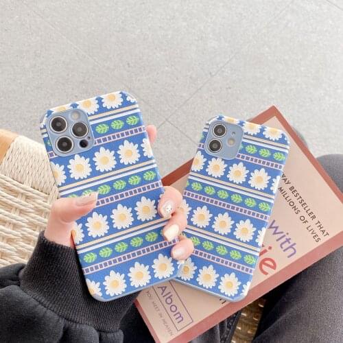 Retro sweet daisy white flowers art kawaii japanese Phone Case For iPhone 12 11 Pro Max Xr Xs Max 7 8 Plus 7Plus case Cute cover