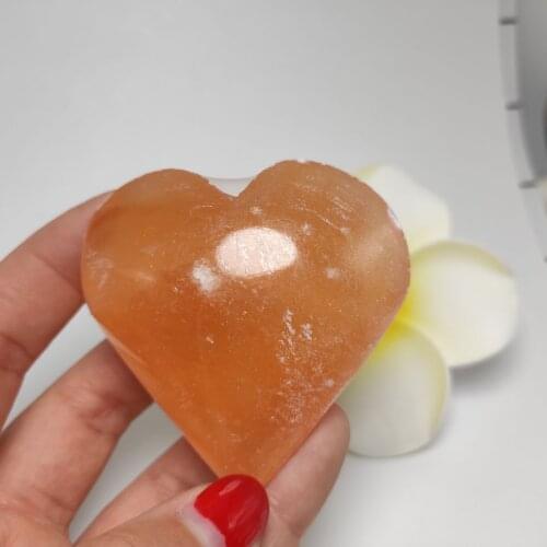 1pcs Polished Selenite Scalloped Crystal Heart Carving Home Decoration Quartz Crystals