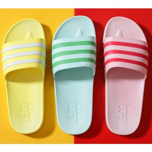 New Arrival Mens Home Slippers Women Bathroom Slippers For Slides Men Bathing Indoor Hotel Slippers Bath Male Female Slippers