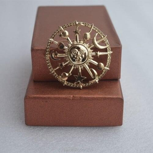 Golden Star Moon Sun Galaxies Rudder Brooch Round Cosmic Couple Pewter Lapel Pins Fashion Jewelry Unisex D07 20 Dropshipping