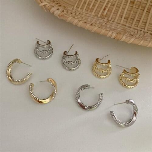 2020 Vintage Crystal Irregular Twisted Hoop Earrings for Women C shape Metal Earring Punk Jewelry Hiphop Female Brincos