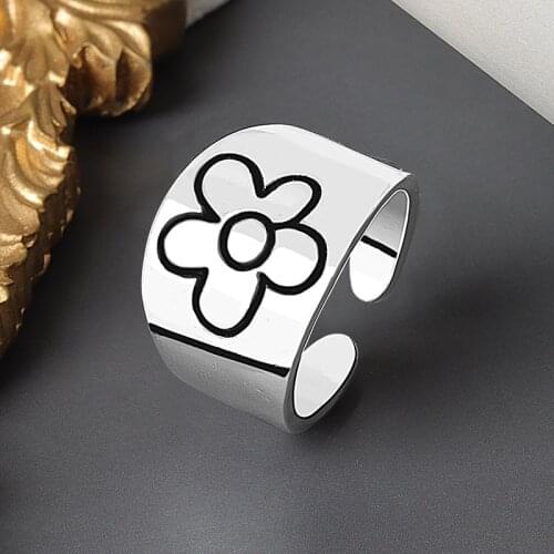 Fashion Daisy Flower Open Wide Rings Kpop Jewelry Trendy Korean Ring Adjustable for Women Men Unisex Silver Color Accessories