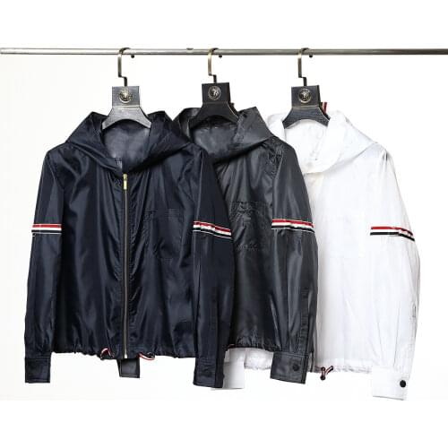 2021 Summer Sun-Protective Jack Coat Running Thin Outerwear Skin Jacket Solid Striped High Quality Women Training Wear Hooded