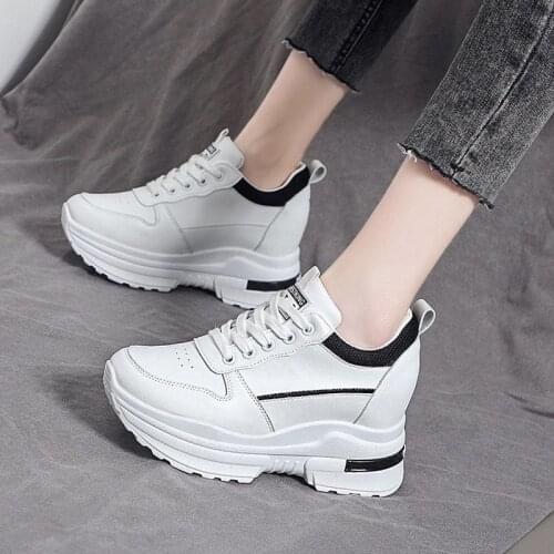 Womens Chunky Sneakers Thick Bottom Platform Vulcanize Shoes Fashion Breathable Casual Running Shoe for Woman Female 2021 new