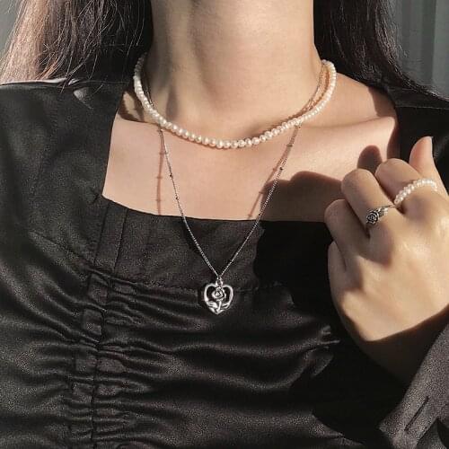 Fashion Goth Flower Hollow Out Love Pendant Necklaces for Women Double Chains Pearl Collar Hip Hop Jewelry Accessories Gift