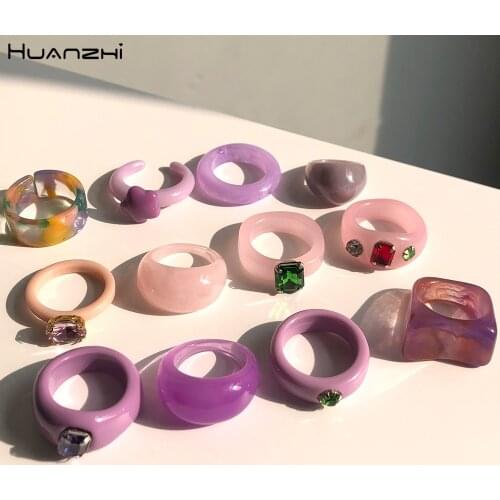 HUANZHI 2020 New Pink Purple Resin Acrylic Geometric Circle Round Rings Colorful Rhinestone for Women Girls Jewelry Gifts