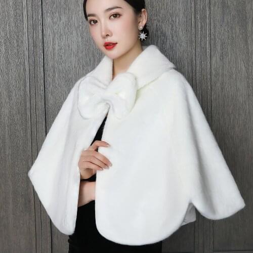 Women Wedding Bridal Cape Winter Warm Faux Fur Wrap Petal Wave Edge Short Cloak with Bow Lady Thick Cold-proof Wind-proof Shawl