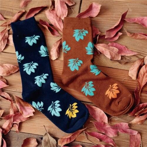 2015 New Harajuku Maple Leaf Long Socks Womens Mens Novelty Creative Lovers Cotton Socks