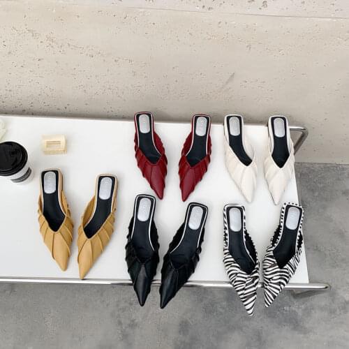 Low Heel Women Slippers 2021 Brand Design Candy Colors Pointed Toe Casual Slides Outdoor Beach Mules Shoes Female Flip Flops