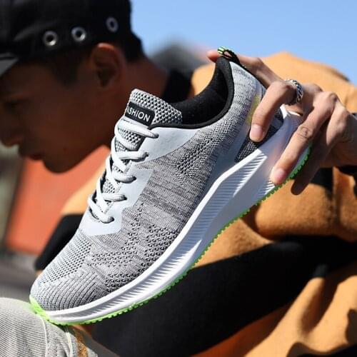 Mens Light Running Shoes Flywire Sneaker Gray Outdoor Comfortable Plus Size Casual Sneakers Luxury Designer Tennis Shoes