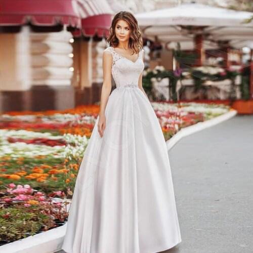 Floor Length Lace Satin Wedding Dress V-Neck Appliques Illusion Back Bridal Dresses 2020 New Gowns Wedding