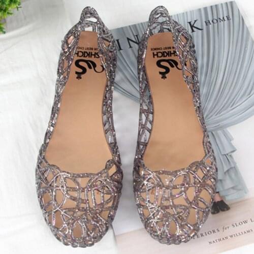 Women Summer Slippers Sparkling Jelly Shoes Shiny Baotou High Elastic Shoes Loafers Zapatos Mujer Casual Flat Shoes Dance Flats