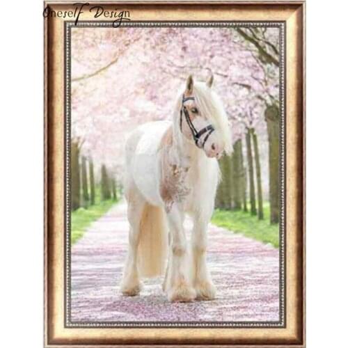 Christmas 5D Drill Diamond Painting White Horse Cross Stitch Resin Round Rhinestone Sets Diamond Mosaic Painting Wall Sticker