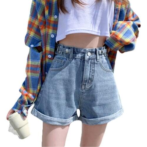 2021 New Fashion High Waist Slim Summer Denim Shorts Women Loose Spring Womens Jeans Shorts 220b