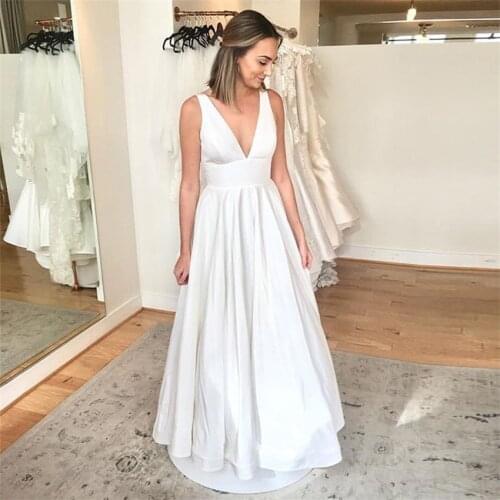Sexy V-neck Wedding Dresses Sleeveless New Arrival Beach Wedding Gowns White Ivory Cheap Bridal Dress vestidos de novia 2020