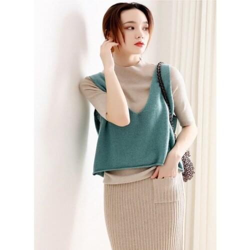 FRSEUCAG Autumn and winter wild v-neck cashmere vest ladies knitted short section loose sleeveless wool sweater new pullover