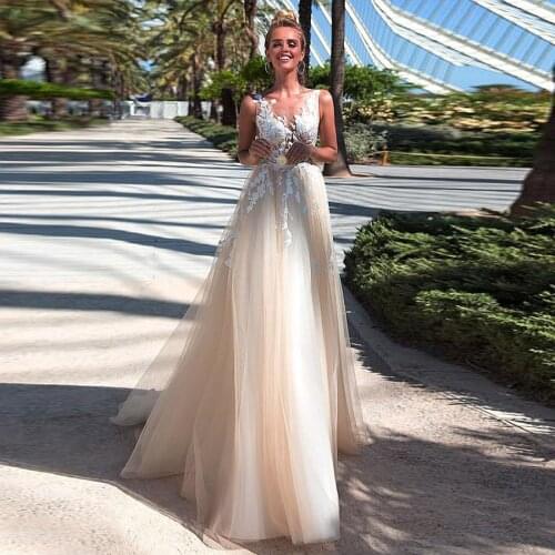 New A-Line Tulle Champagne Wedding Dresses Appliques Floor Length Bridal Gowns Robe De Mariee