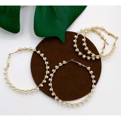 AENSOA Simple Pearl Gold Color Metal Big Hoop Earrings Fashion Big Circle Round Hoops Statement Earrings for Women Party Jewelry