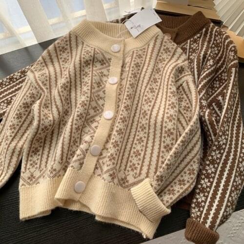 Korean Winter Women Printing Knitted Vintage Sweaters Long Loose Round Neck Casual Sweet Kawaii Button Sueter Mujer Tops Female