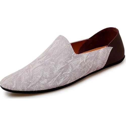 New Men Shoes Luxury Slip On Driving Shoes Fashion Lightweight Genuine Leather Casual Flats Male Classic Soft Moccasins Loafers