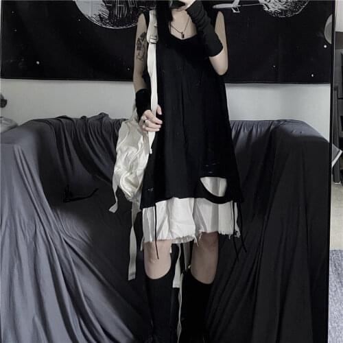 Gothic T-shirt female summer Korean pop womens T-shirts version of ins Sleeveless long tops harajuku bottoming shirt hole loose
