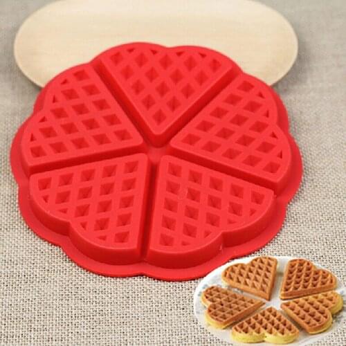 Microwave Silicone Waffle Mould Dry Muffin Mould Cake Tool Household DIY Cake Baking Love Shape Waffle Mould