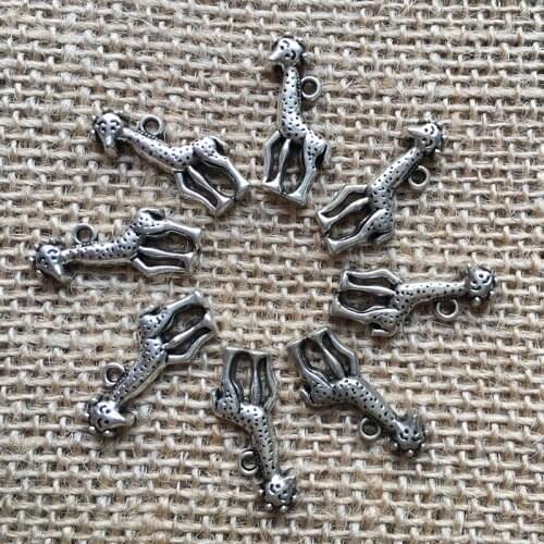 32 Pcs/lot 22x16mm Giraffe Charms for Jewelry Making Antique Silver Plated Pendant for DIY Necklaces Bracelets Earrings A084