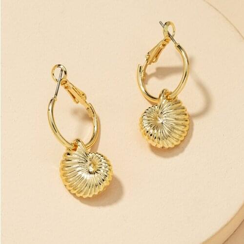 UJBOX Creative Metal Snail Shell Earrings for Women Girls Small Zinc Alloy Dangle Earrings Jewelry Accessories Wholesale