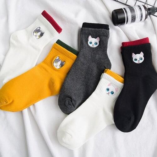 Fashion korea embroidery cartoon animal women socks cute dog winter thicken warm socks cotton kawaii cat teen girl socks