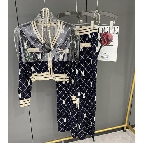Plus Size Tracksuit Women Suit Spring Fashion Gold Velvet Sunflower Sequins Loose Clothes Casual Pants Two Piece Set Ladies