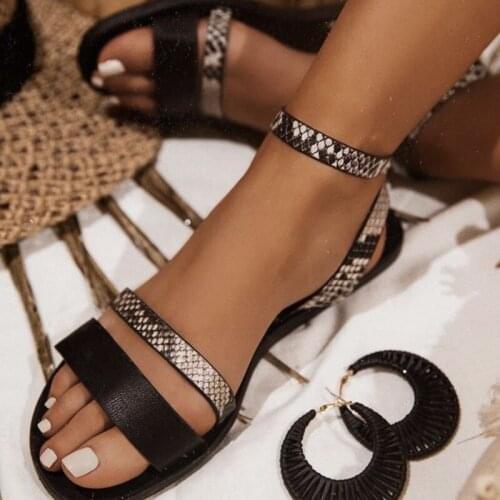 Summer Simple Women Sandals Breathable Comfort Women Slippers Leopard Print Women Beach Shoes Wedge Zapatillas Mujer